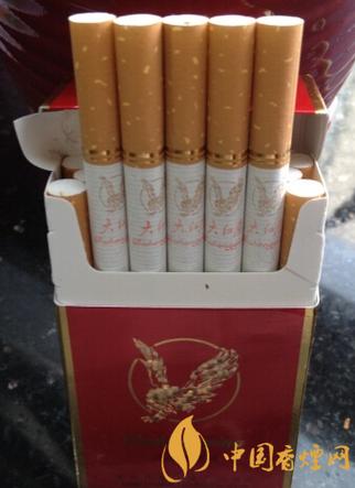 免税大红鹰香烟，奢华享受的烟草传奇